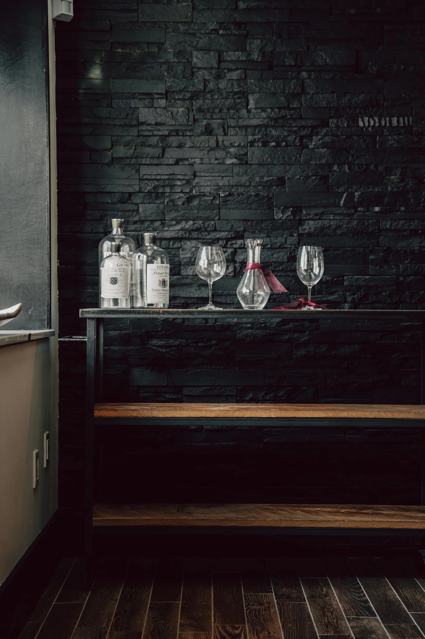 Wine amenities